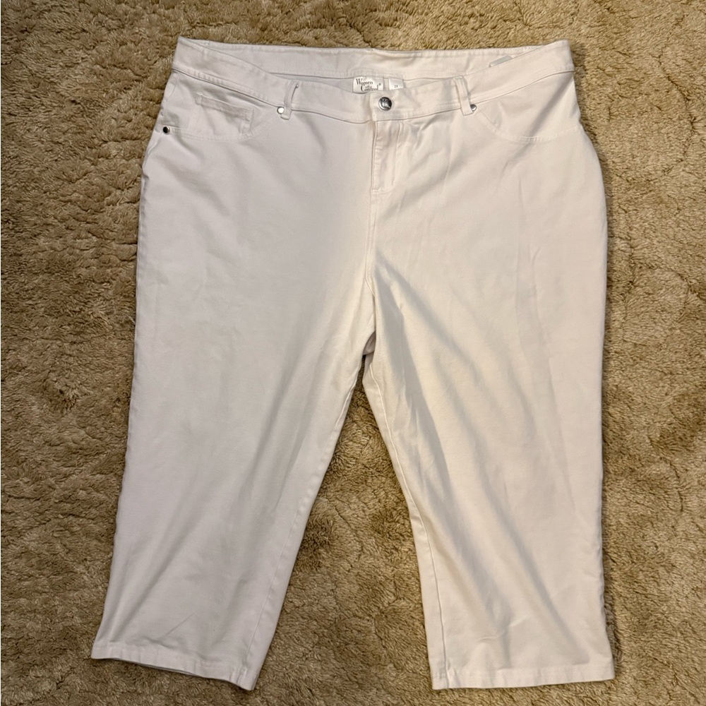 Soft White Capris